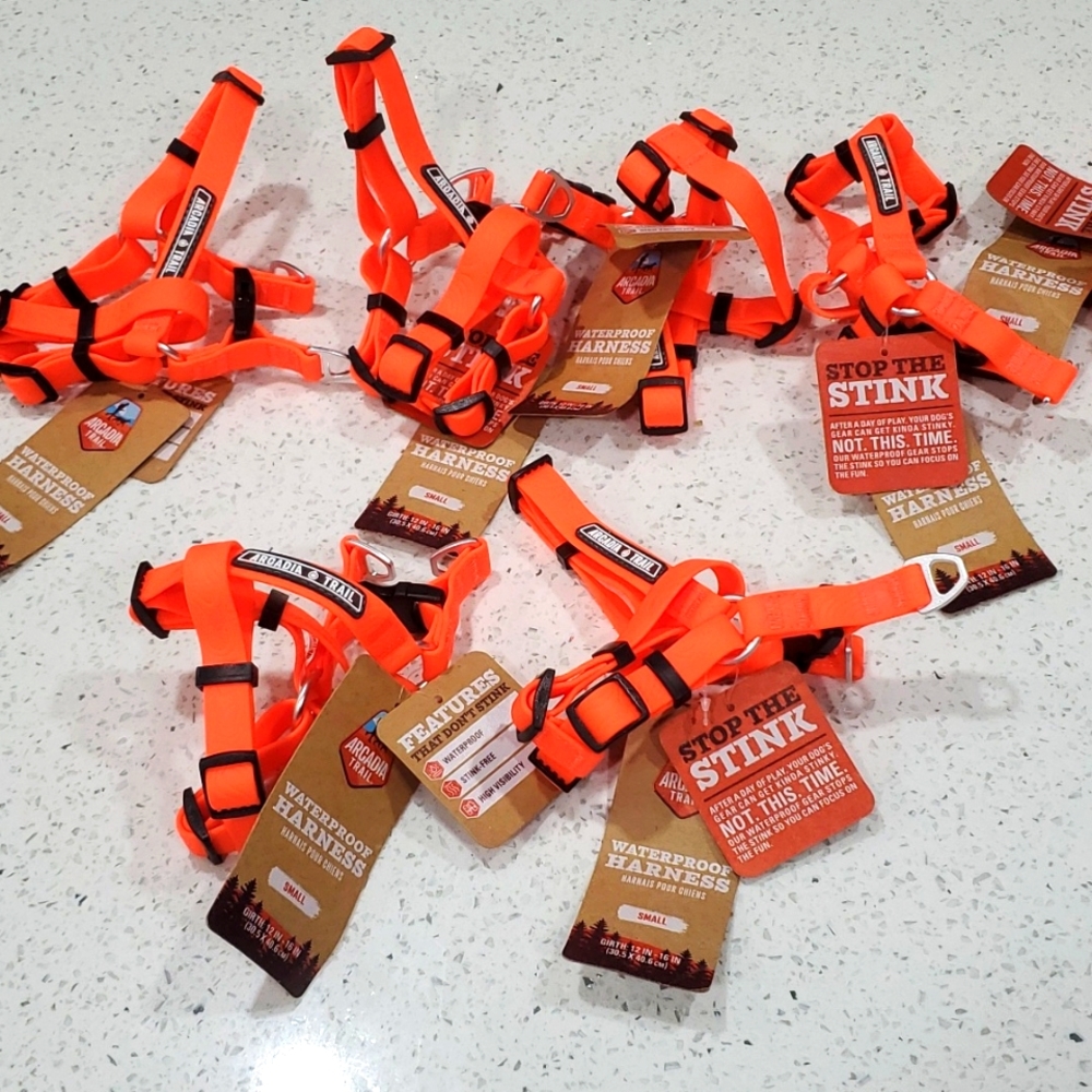 Arcadia Trail  Harness Size Small.   Orange